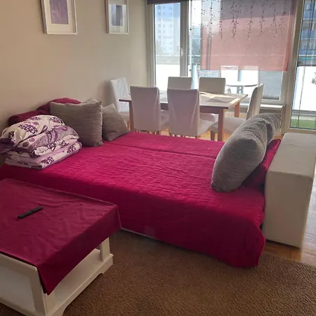 Zentrale, Helle Mit Balkon! Ideal Fuer Messe, Business Und Staedtereise 아파트 *